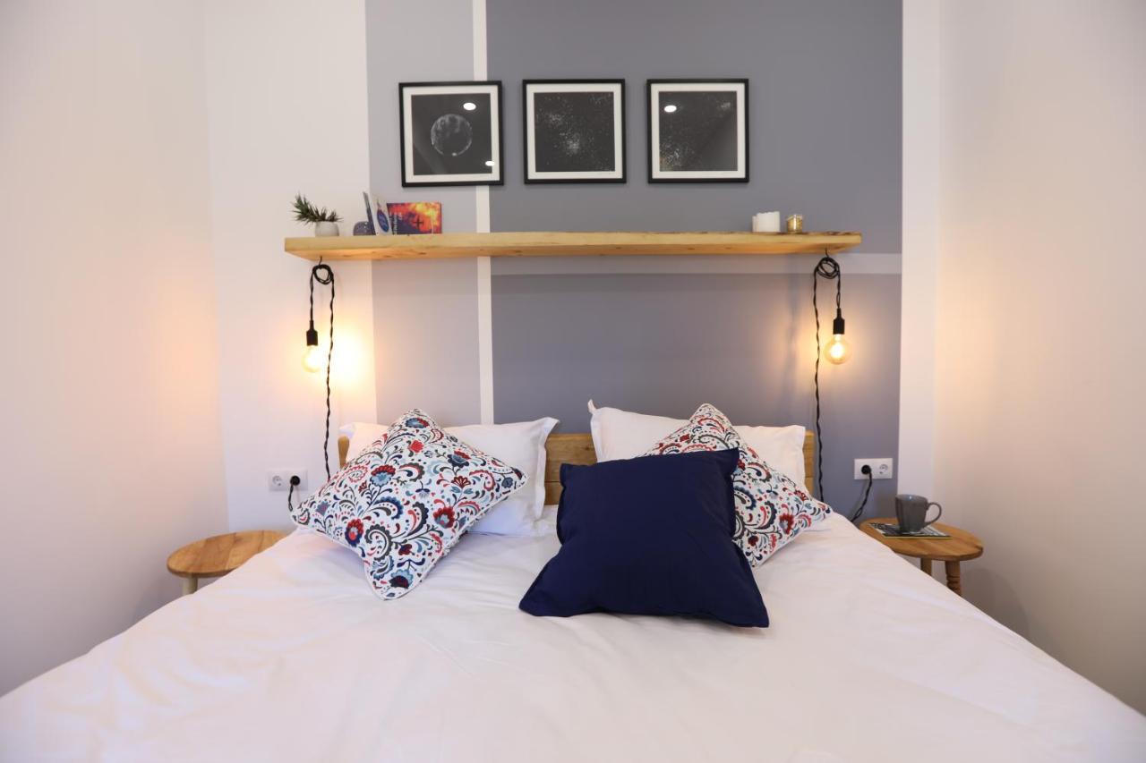 Hotelise I Tulip Apartment Yerevan Bagian luar foto